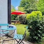 Ferienhaus Swimmingpool - - Geschaefte By Interhome